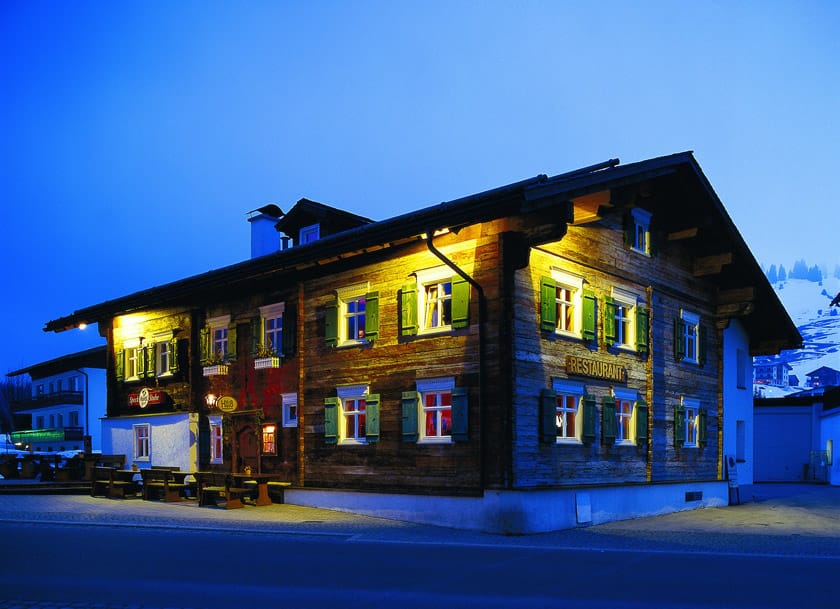 Hus No. 8