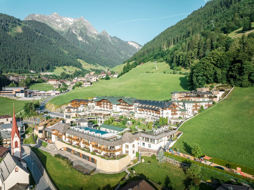 Hotel Stock Resort